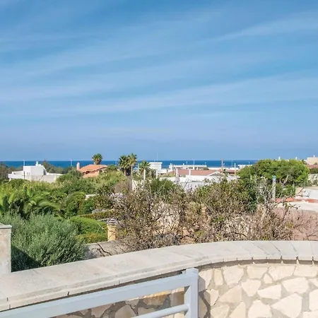 3 Bedroom In Bari