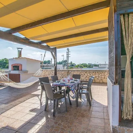 Apartament 3 Bedroom In Bari