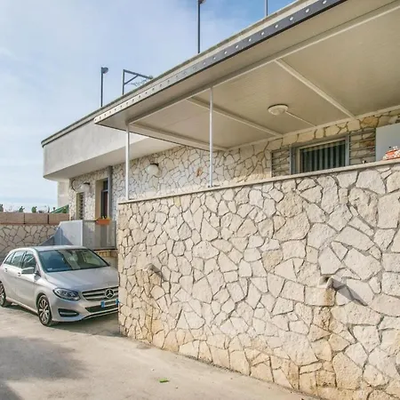 3 Bedroom In * Bari
